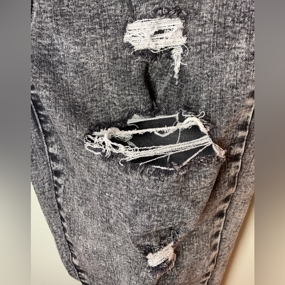 Refuge/bluenotes acid washed ripped skinny jeans size 13 - Picture 7 of 9